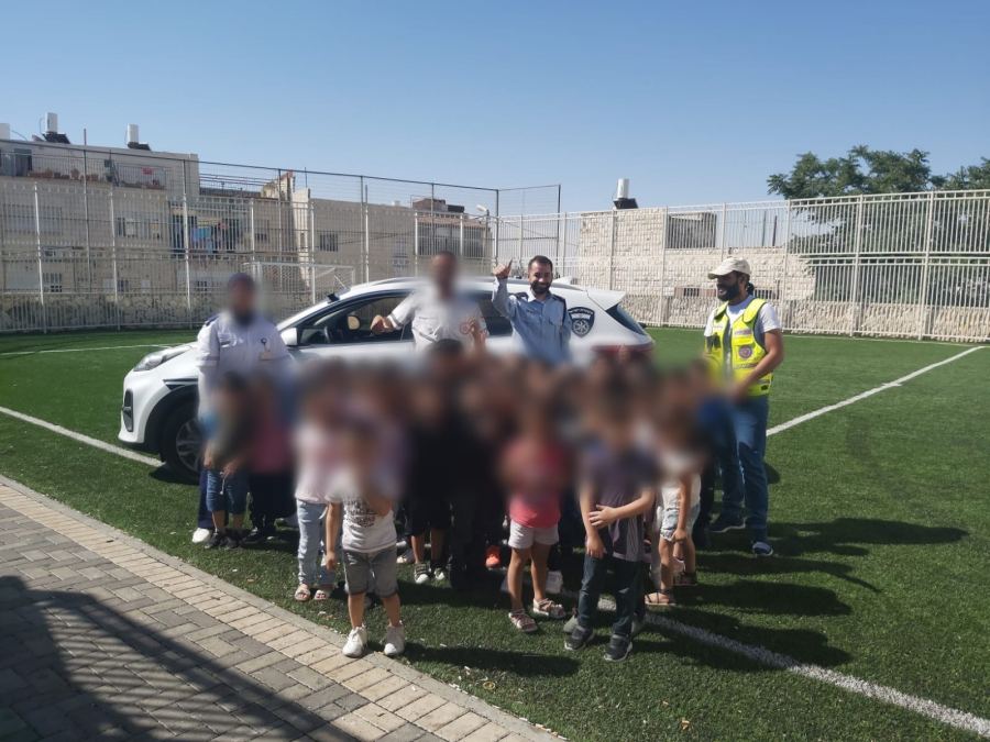 محاضرة للشرطة لرياض الأطفال في حي ام طوبة بالقدس